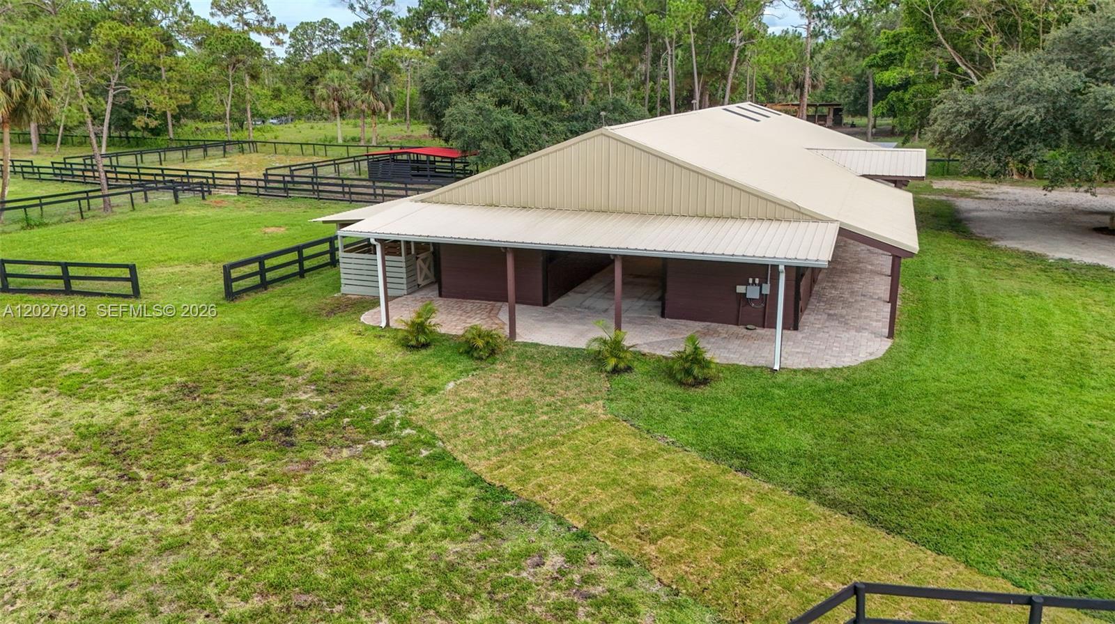 12725 Mallard Creek Dr, Palm Beach Gardens FL 33418