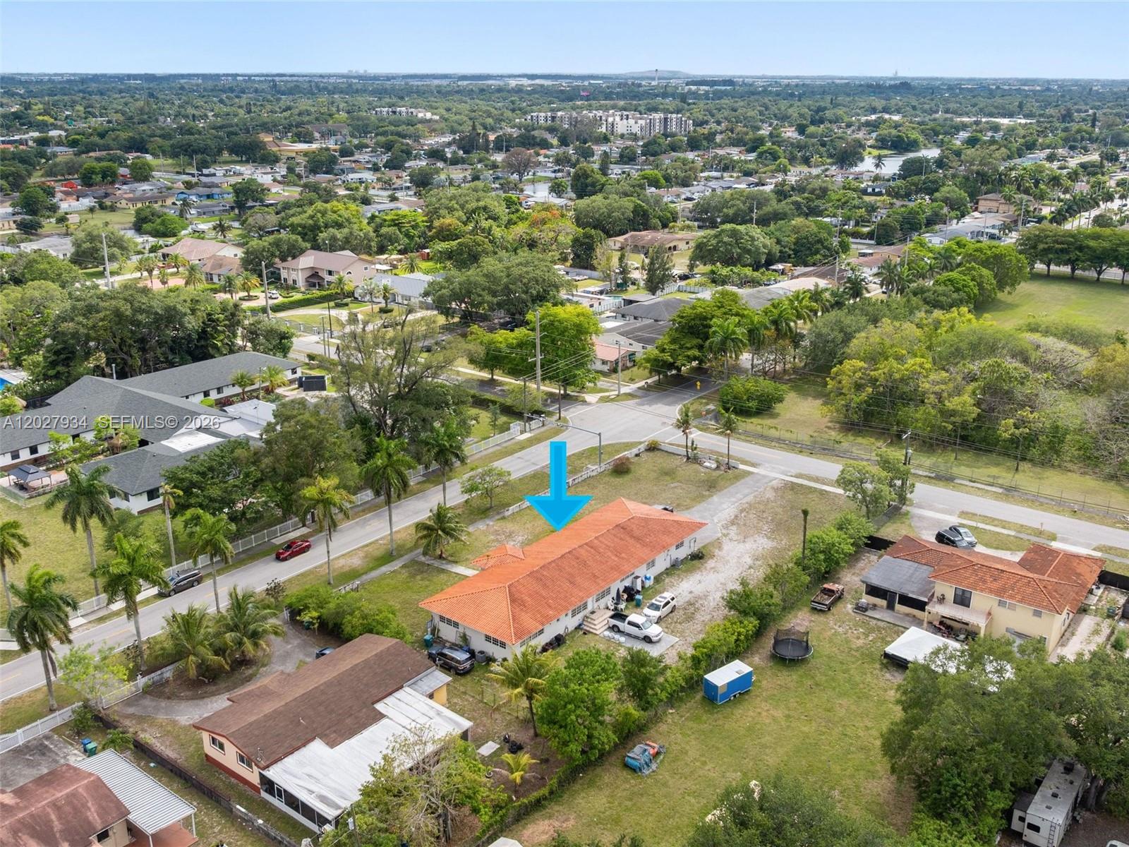 1895 NW 175th St, Miami Gardens FL 33056