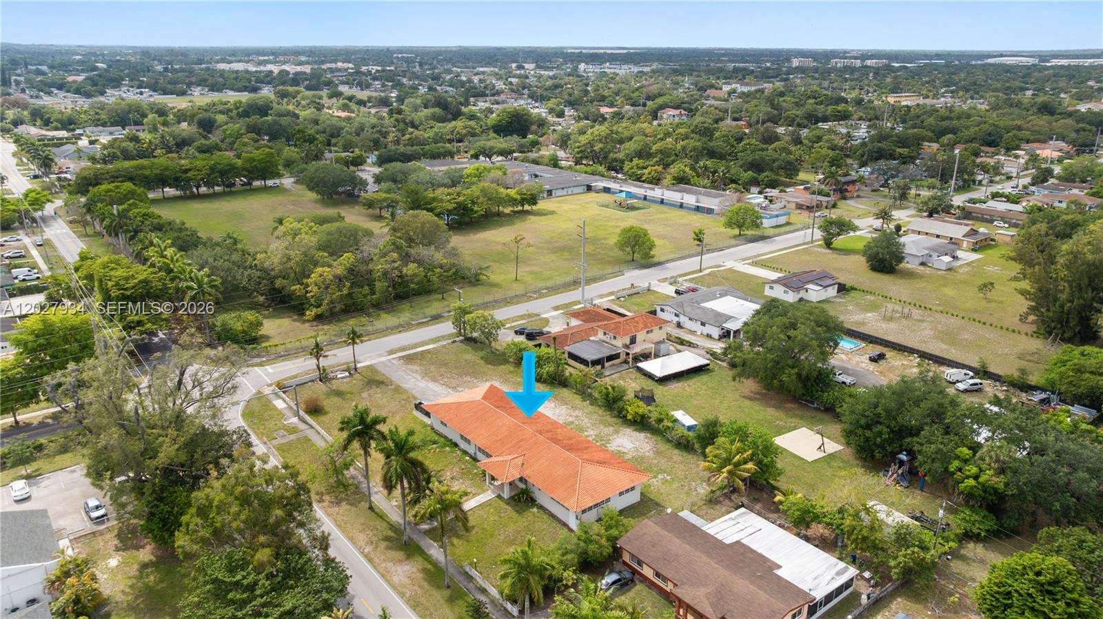 1895 NW 175th St, Miami Gardens FL 33056