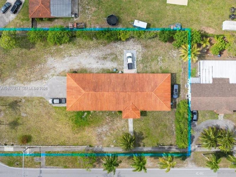 1895 NW 175th St, Miami Gardens FL 33056