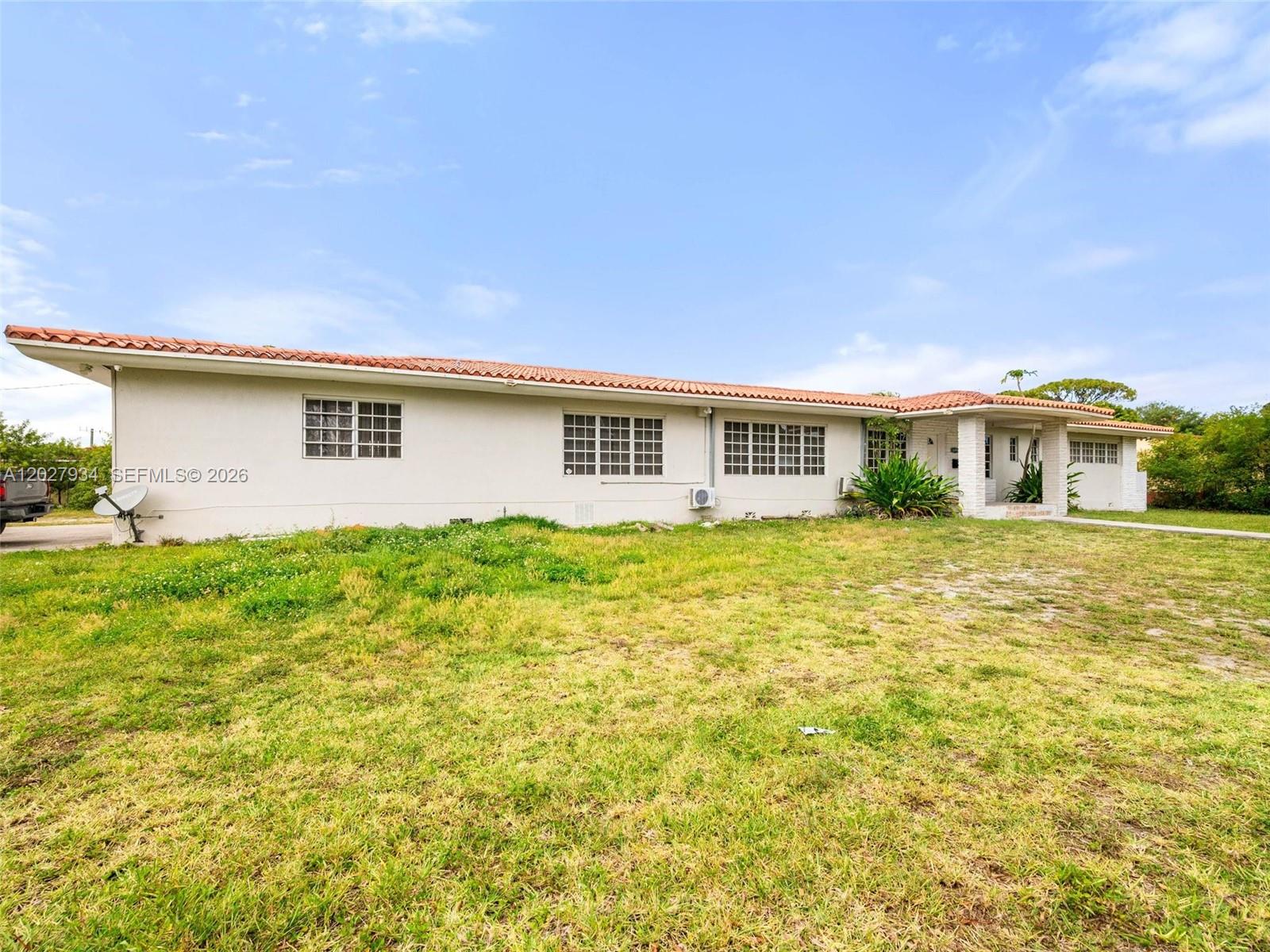1895 NW 175th St, Miami Gardens FL 33056