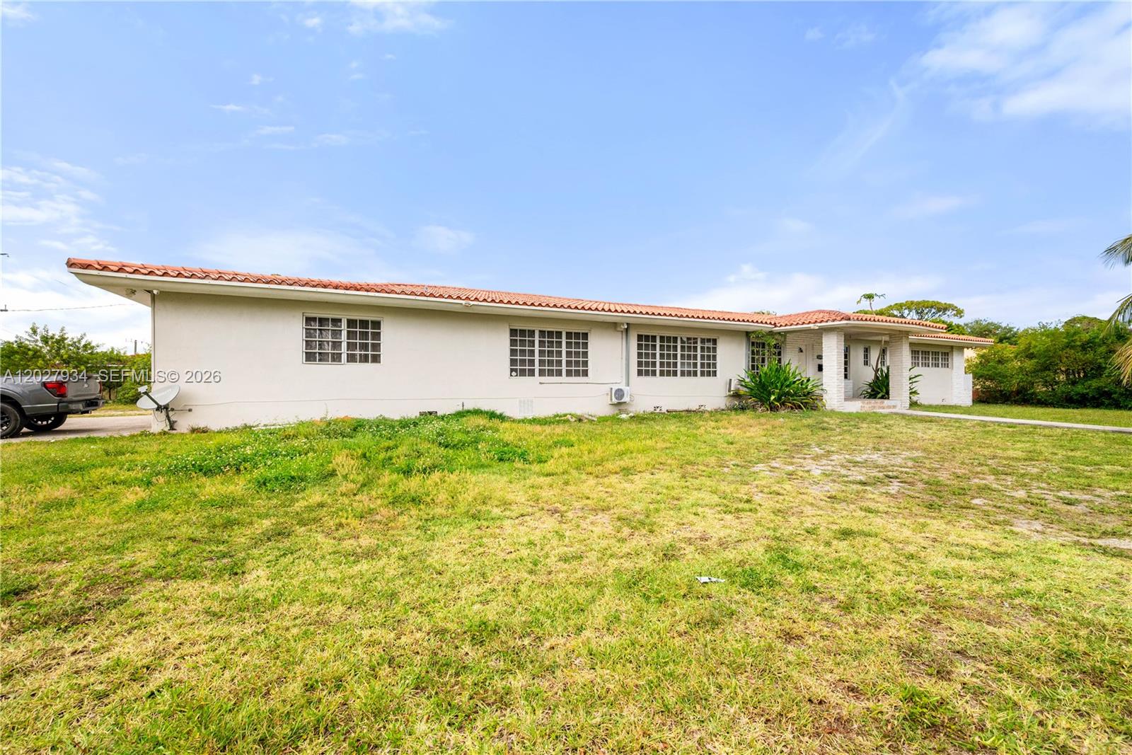 1895 NW 175th St, Miami Gardens FL 33056