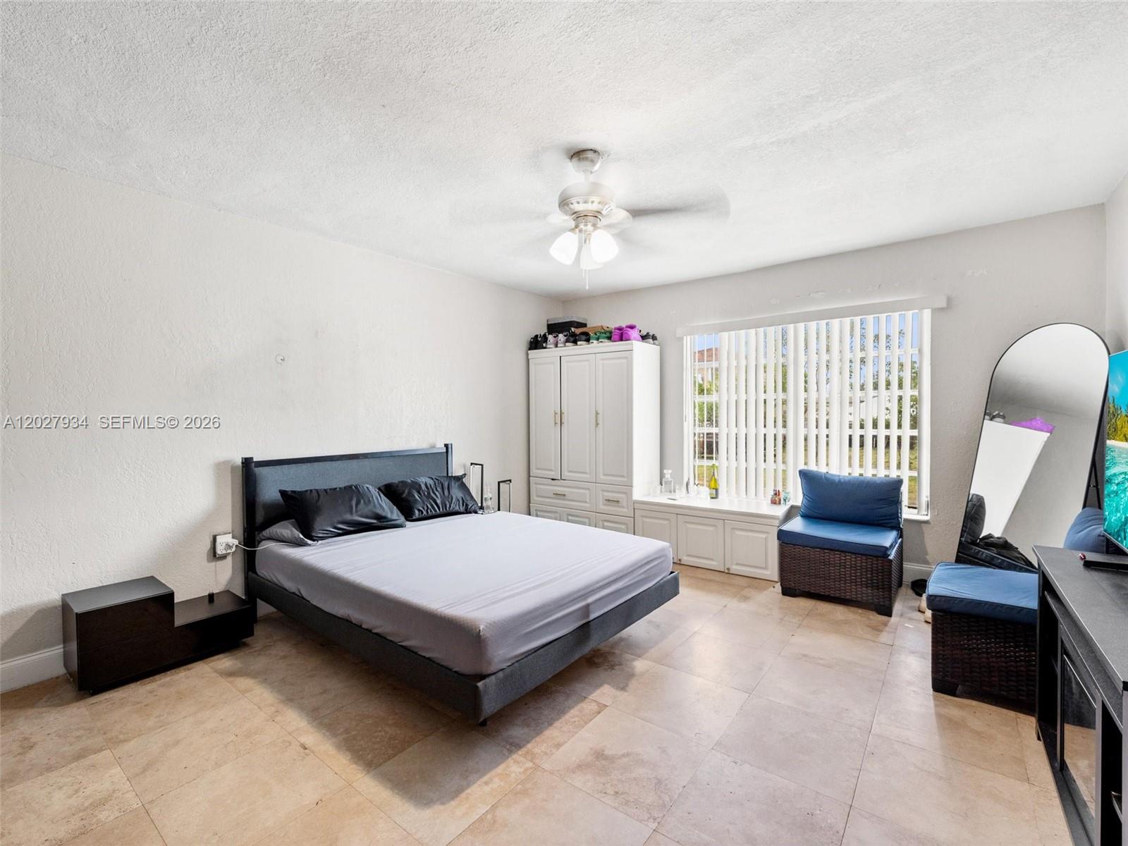 1895 NW 175th St, Miami Gardens FL 33056