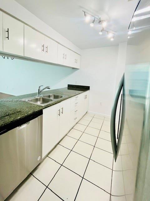 1200 Brickell Bay Dr #4308, Miami FL 33131