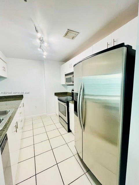 1200 Brickell Bay Dr #4308, Miami FL 33131
