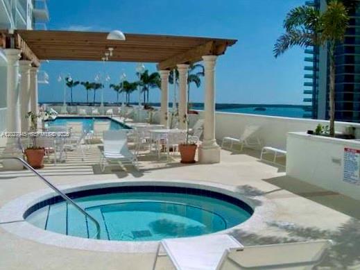 1200 Brickell Bay Dr #4308, Miami FL 33131