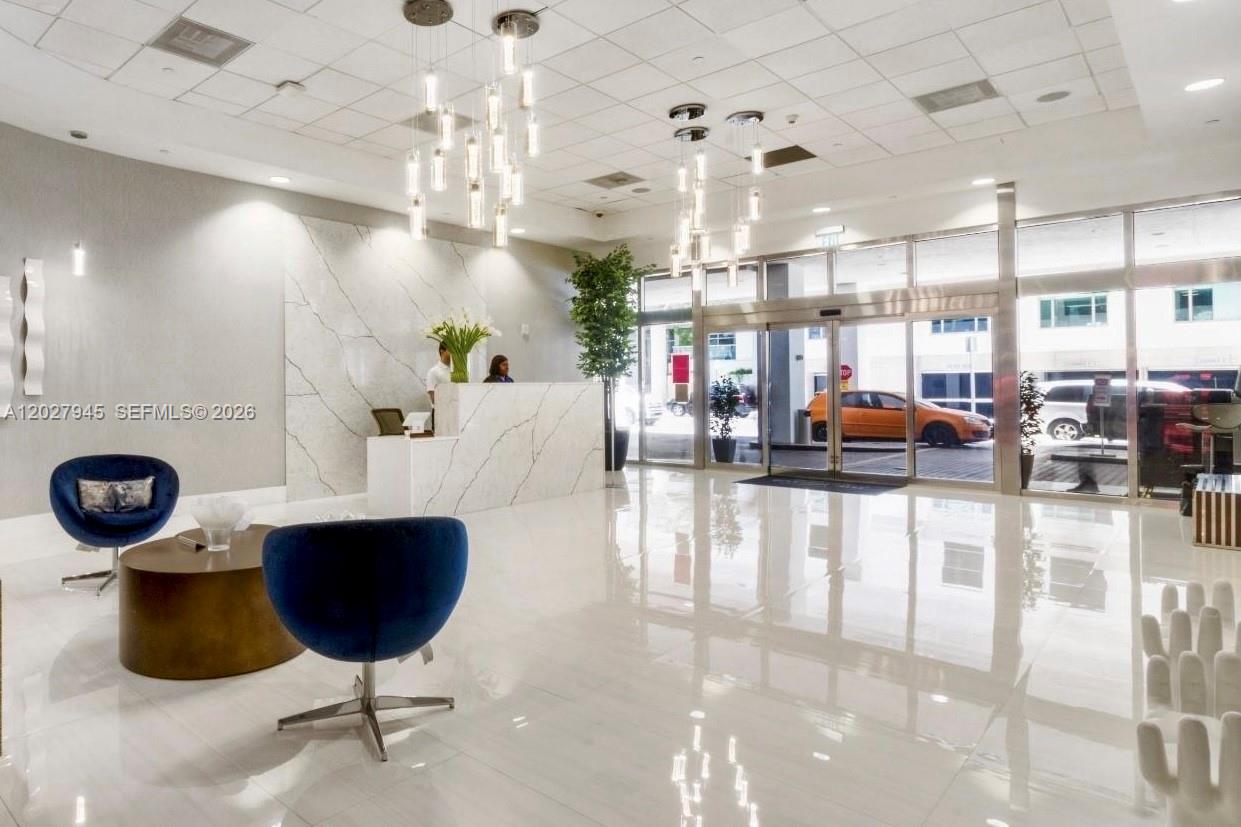 1200 Brickell Bay Dr #4308, Miami FL 33131