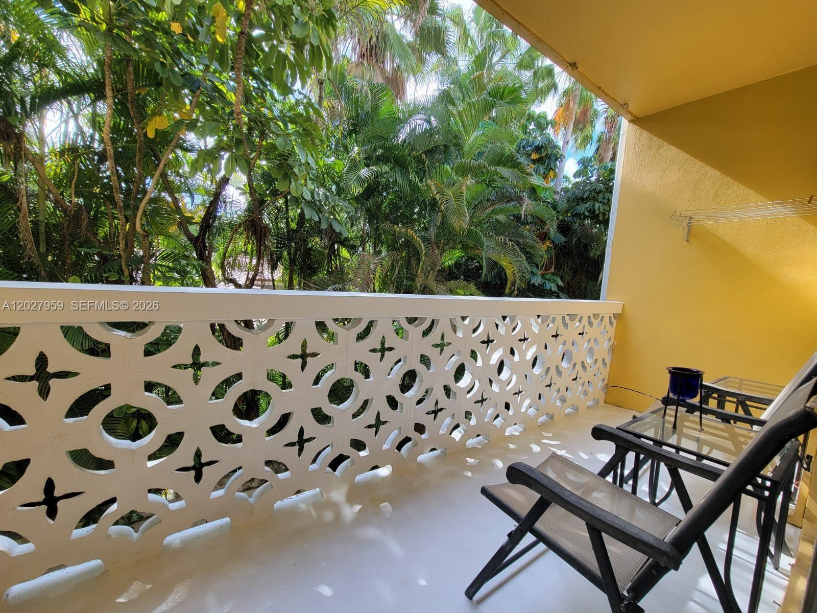 815 Middle River Dr #203, Fort Lauderdale FL 33304