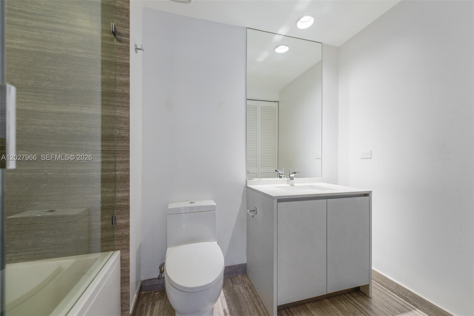 1010 Brickell Ave #4607, Miami FL 33131