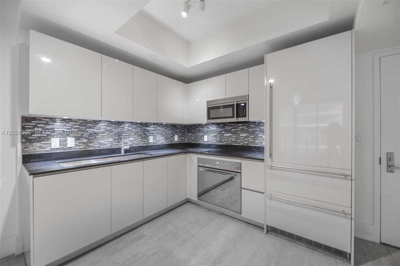 1010 Brickell Ave #4607, Miami FL 33131
