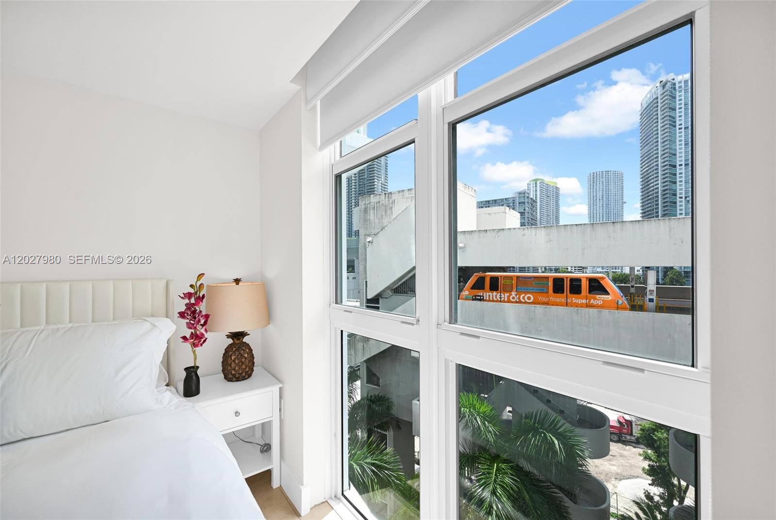 41 SE 5th St #517, Miami FL 33131