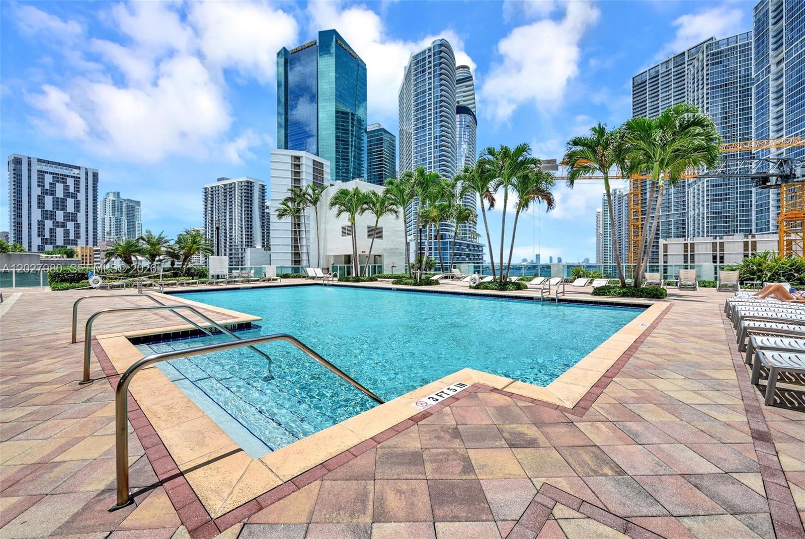 41 SE 5th St #517, Miami FL 33131
