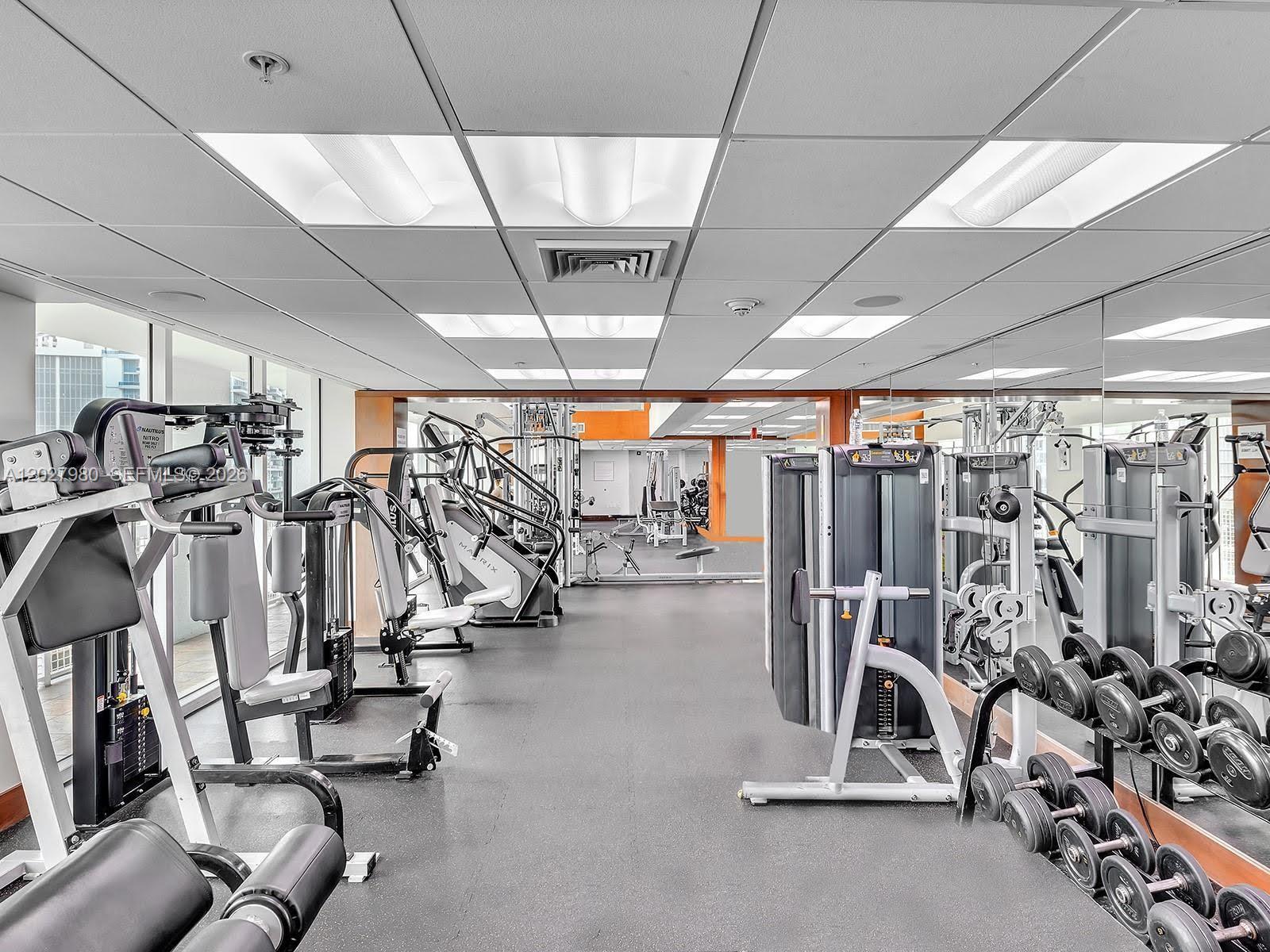 41 SE 5th St #517, Miami FL 33131