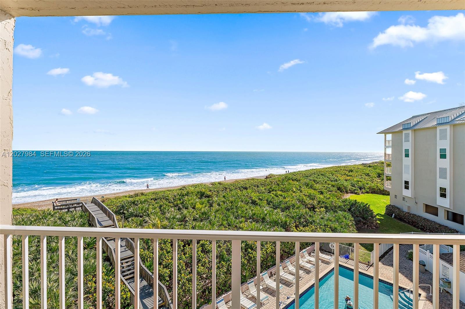 429 NE Tradewind Ln #305, Hutchinson Island FL 34996