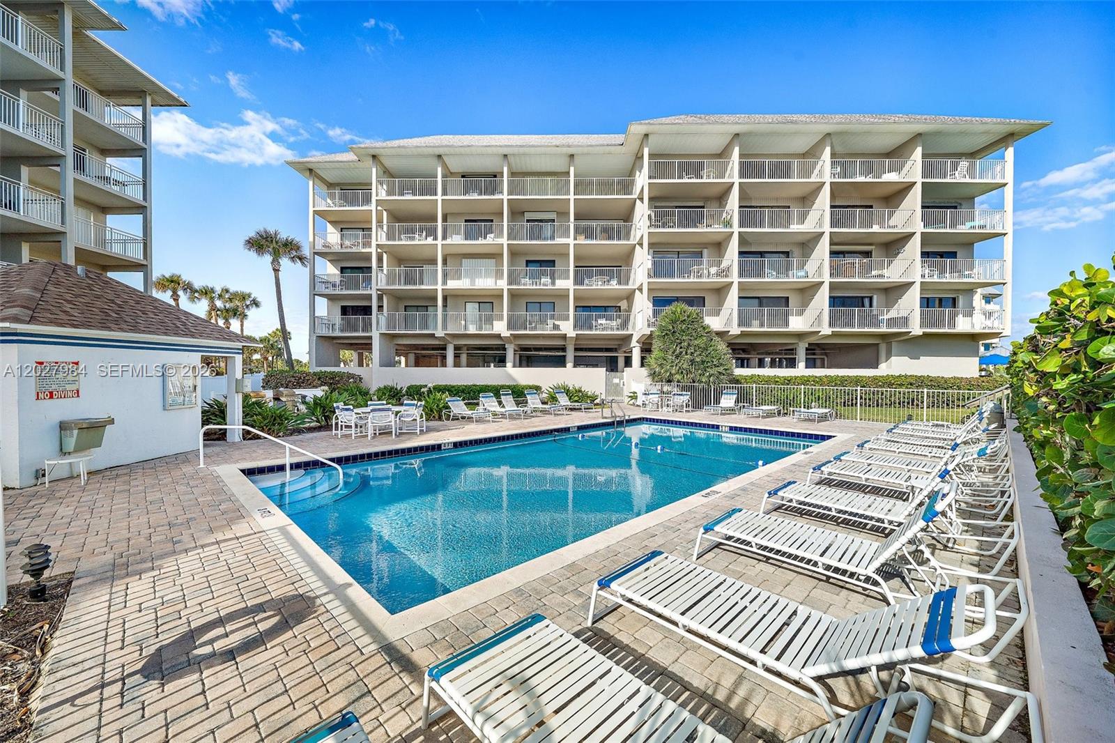 429 NE Tradewind Ln #305, Hutchinson Island FL 34996