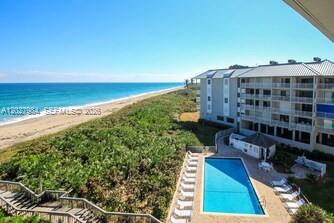 429 NE Tradewind Ln #305, Hutchinson Island FL 34996