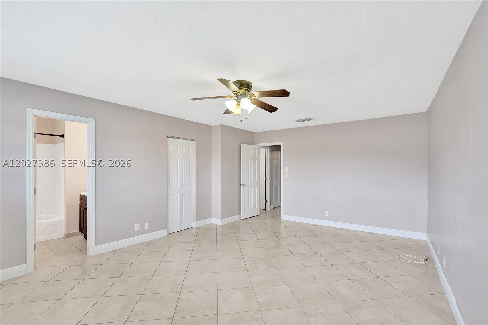7175 Nova Dr #107, Davie FL 33317