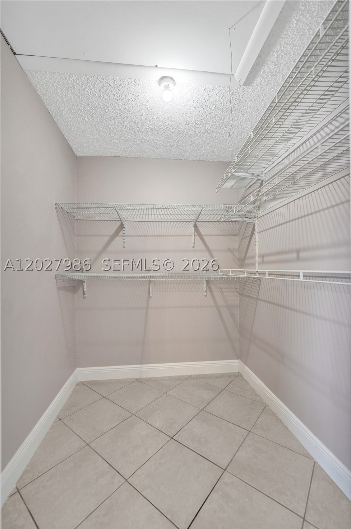 7175 Nova Dr #107, Davie FL 33317