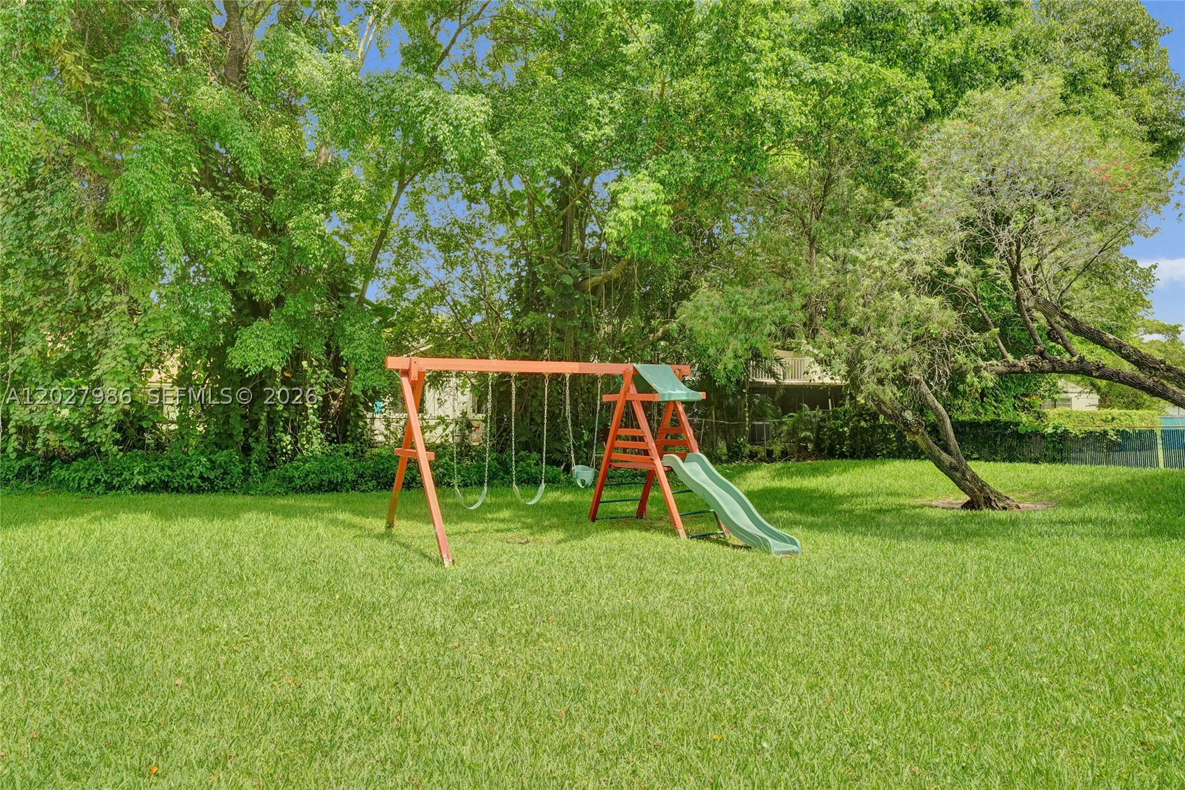 7175 Nova Dr #107, Davie FL 33317