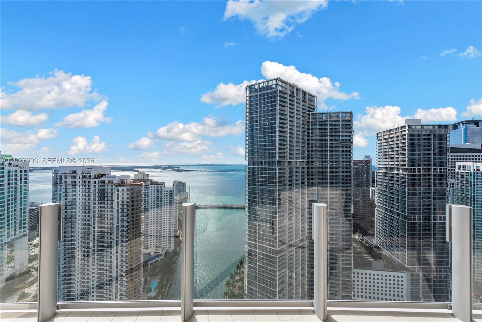 300 Biscayne Boulevard Way #3905W, Miami FL 33131