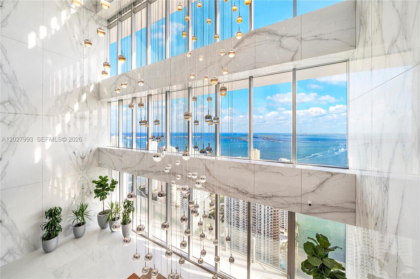 300 Biscayne Boulevard Way #3905W, Miami FL 33131