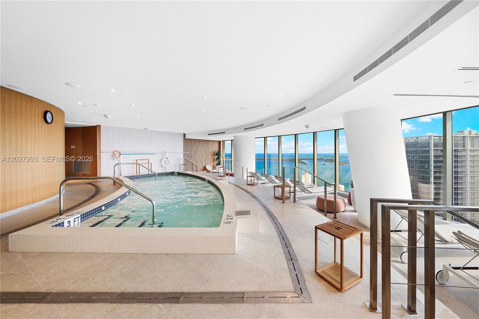 300 Biscayne Boulevard Way #3905W, Miami FL 33131
