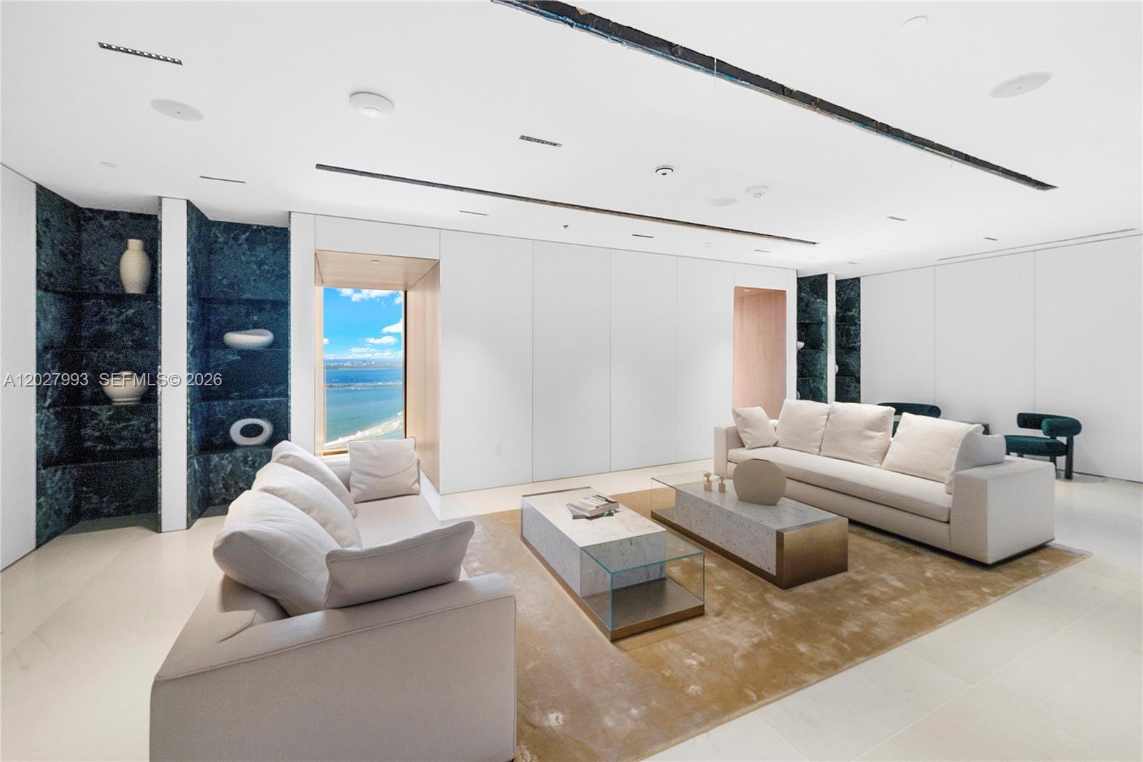300 Biscayne Boulevard Way #3905W, Miami FL 33131