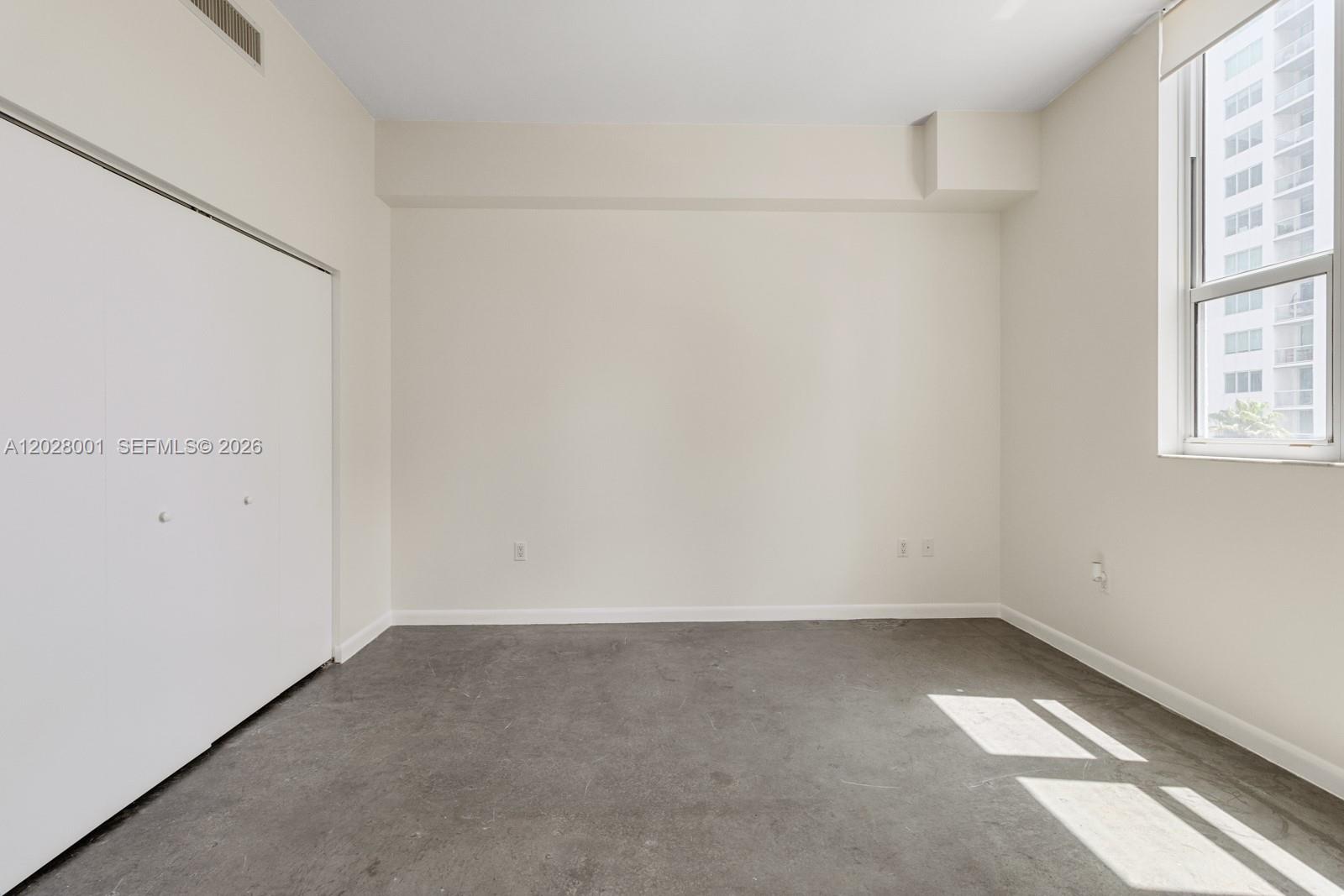 133 NE 2nd Ave #1402, Miami FL 33132