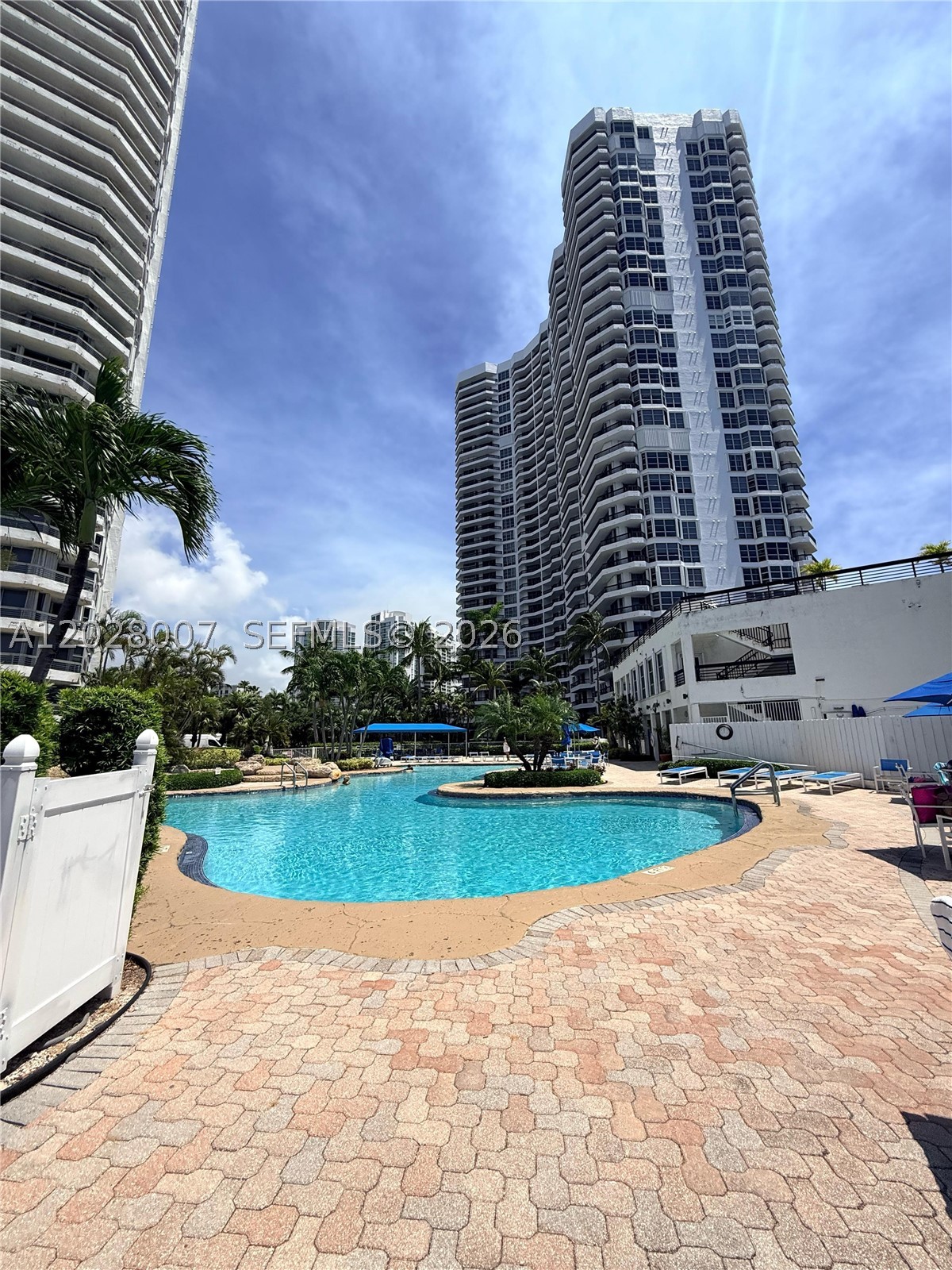 19101 NE 36th Ct #1005, Aventura FL 33180
