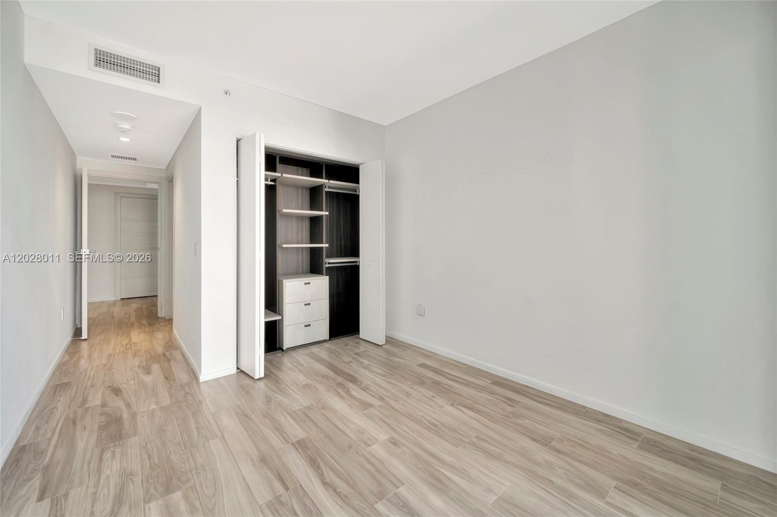 801 S Miami Ave #2909, Miami FL 33130