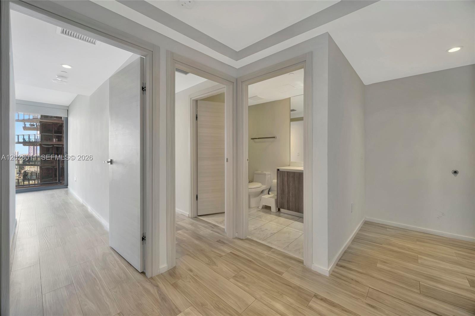 801 S Miami Ave #2909, Miami FL 33130