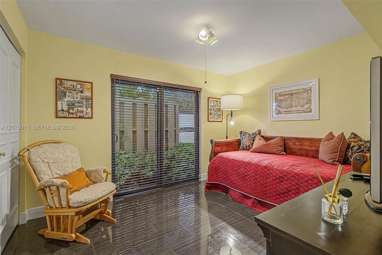 6671 SW 70th Ter #20, South Miami FL 33143