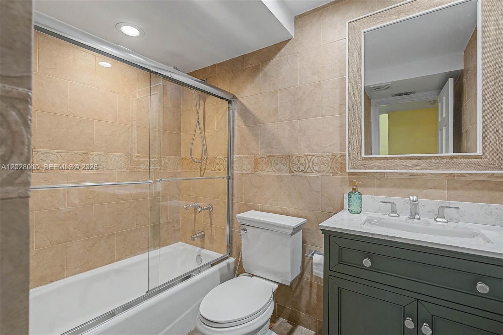 6671 SW 70th Ter #20, South Miami FL 33143