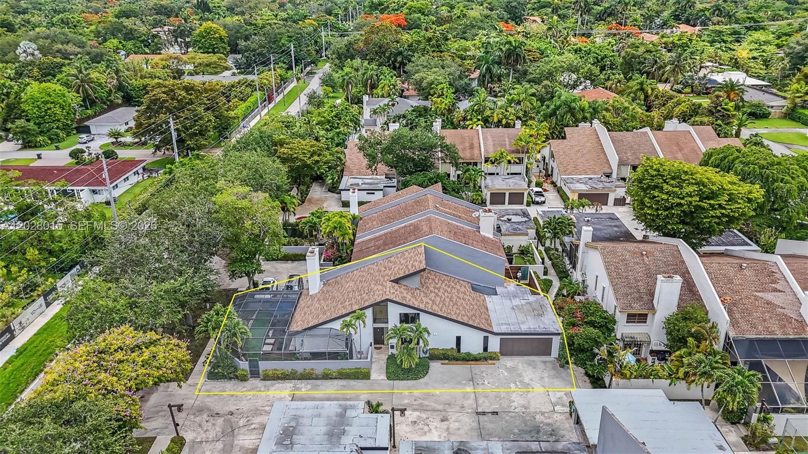 6671 SW 70th Ter #20, South Miami FL 33143