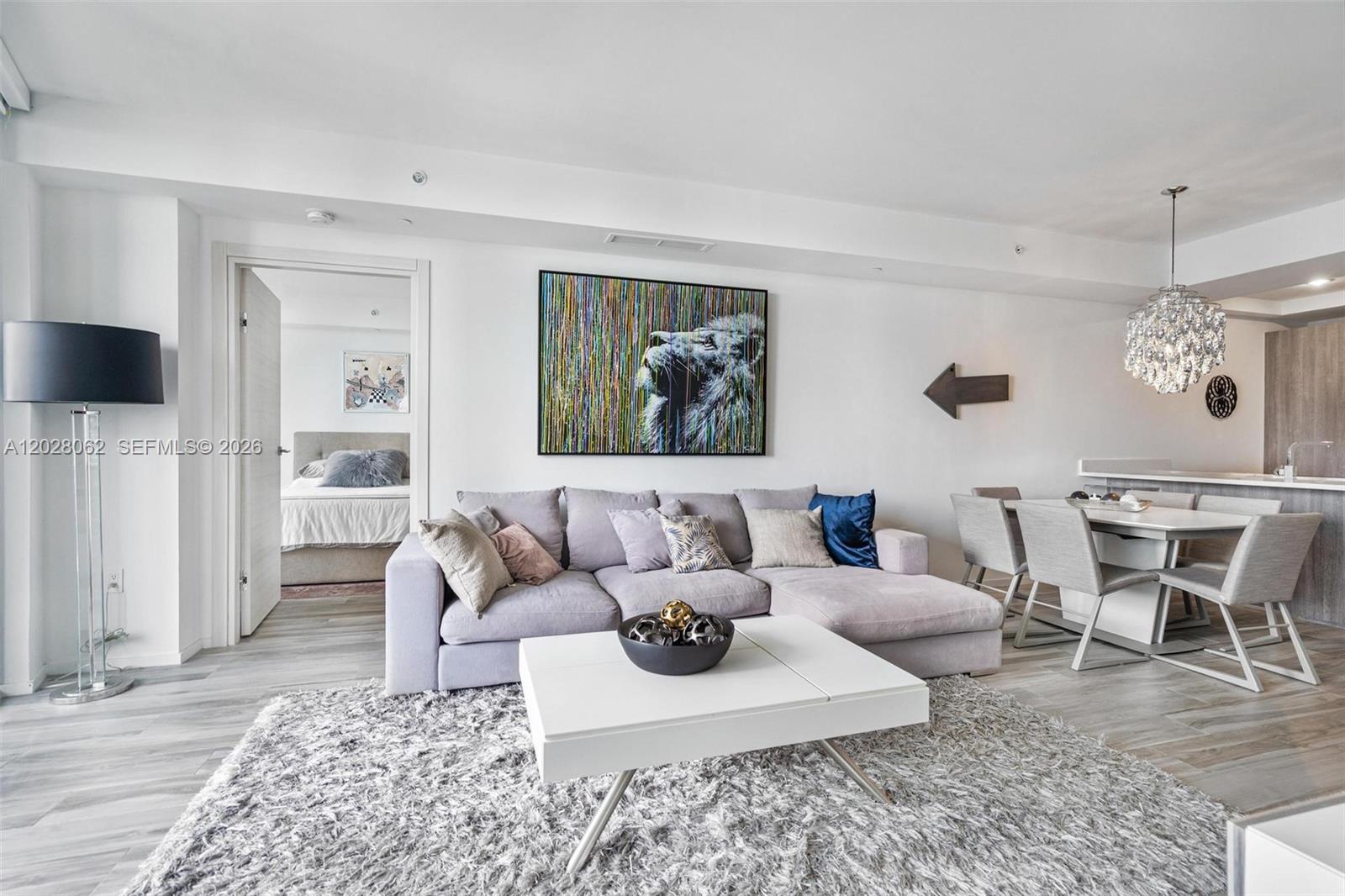 801 S Miami Ave #4302, Miami FL 33130