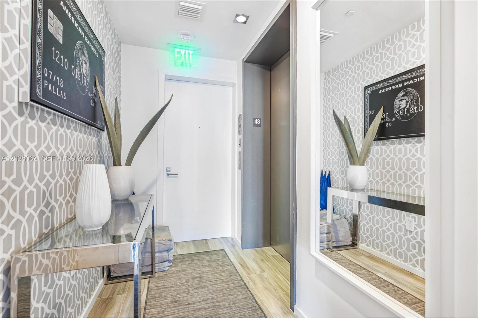 801 S Miami Ave #4302, Miami FL 33130