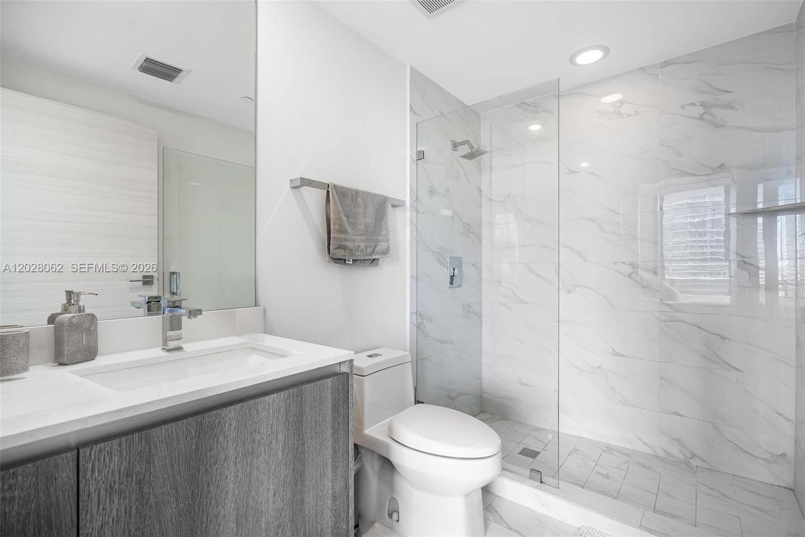 801 S Miami Ave #4302, Miami FL 33130
