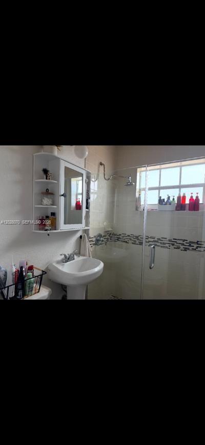 8370 SW 27th Ln #0, Miami FL 33155
