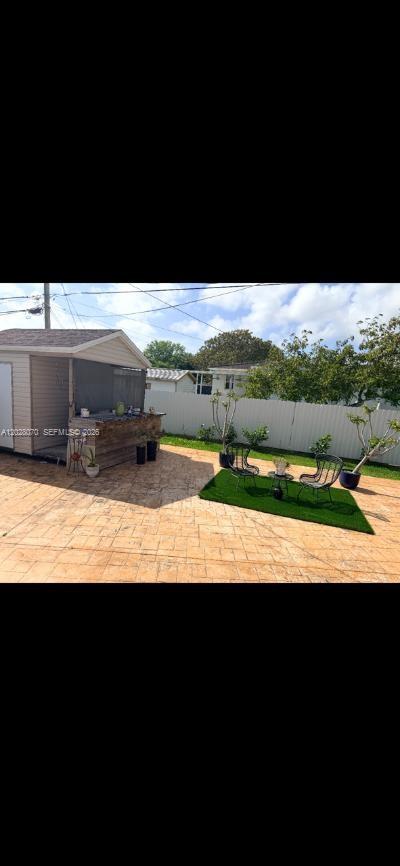 8370 SW 27th Ln #0, Miami FL 33155