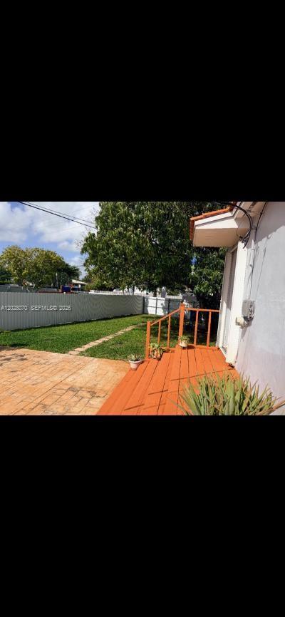 8370 SW 27th Ln #0, Miami FL 33155