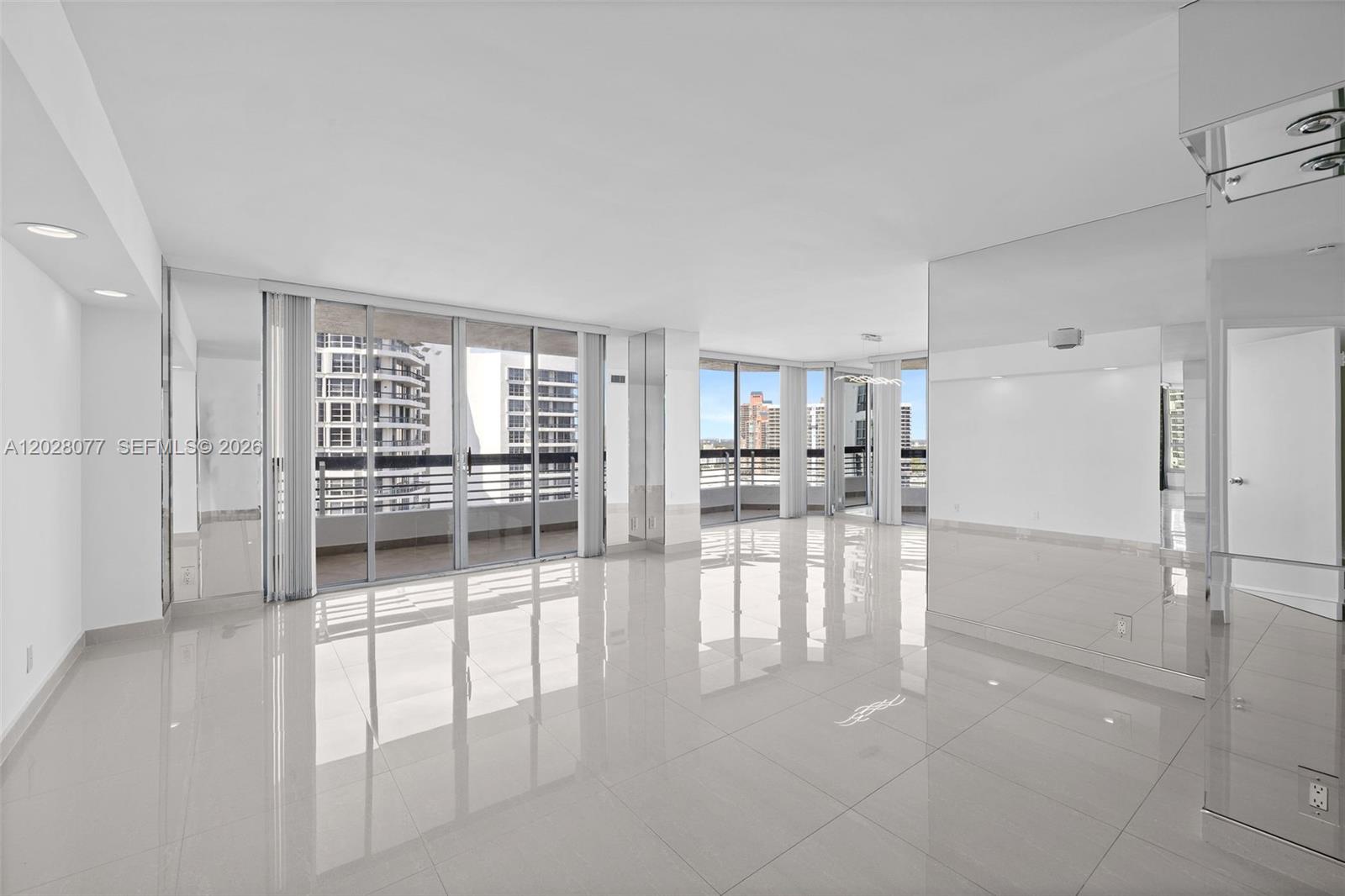 19195 NE 36th Ct #2705, Aventura FL 33180