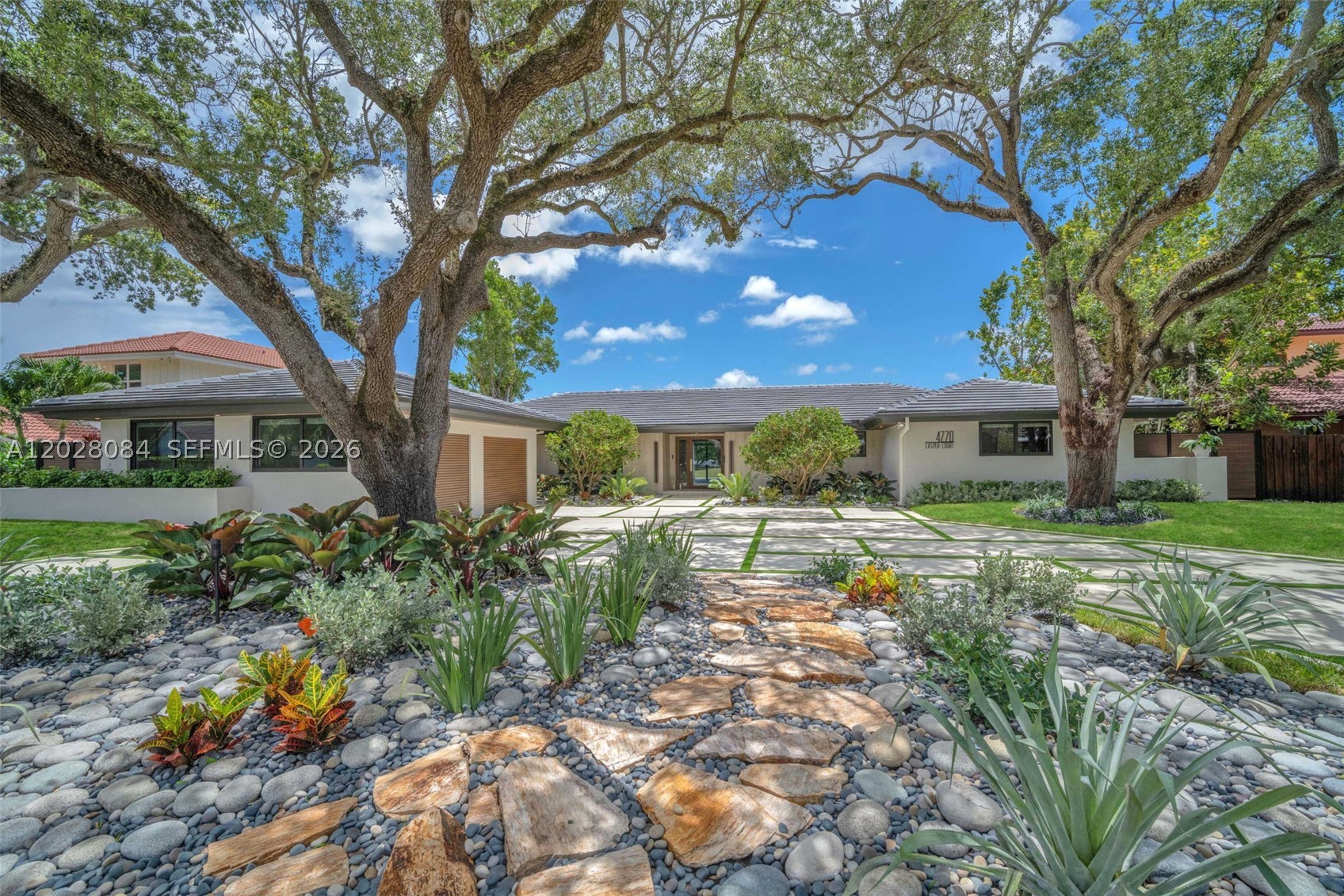 4220 Casper Ct, Hollywood FL 33021