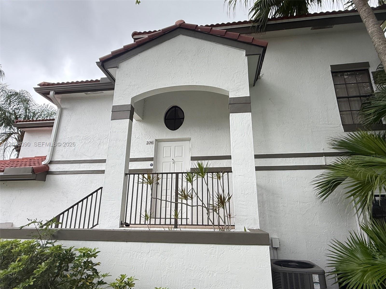 401 SW 158th Ter #206, Pembroke Pines FL 33027