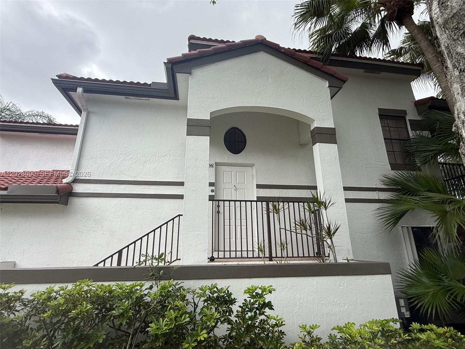 401 SW 158th Ter #206, Pembroke Pines FL 33027
