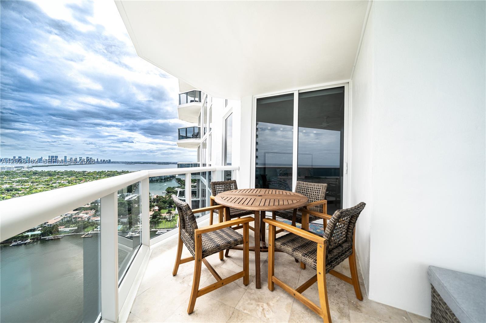 4779 Collins Ave #3504, Miami Beach FL 33140