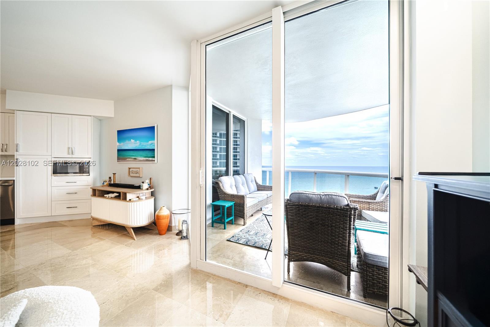 4779 Collins Ave #3504, Miami Beach FL 33140