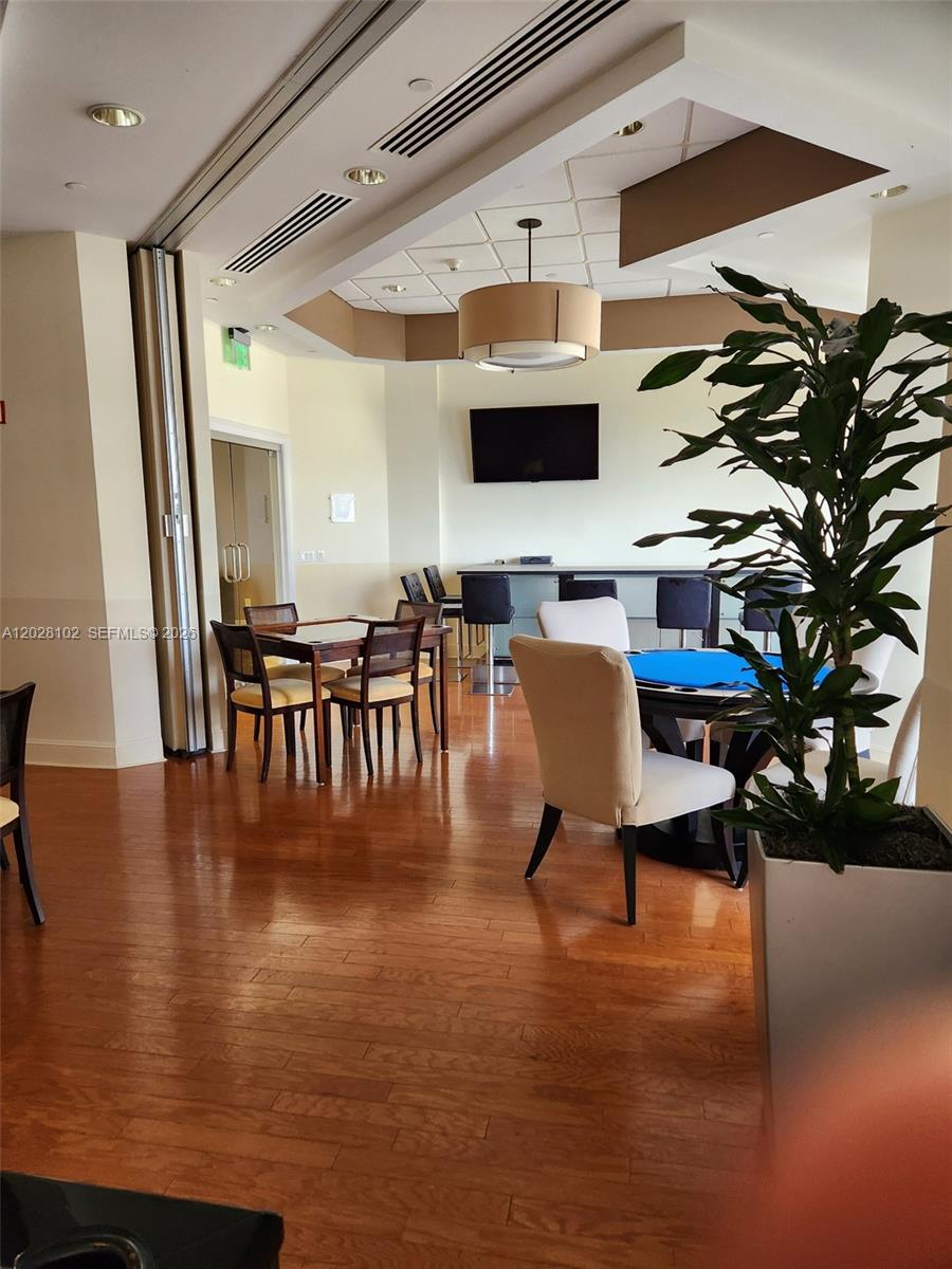 4779 Collins Ave #3504, Miami Beach FL 33140