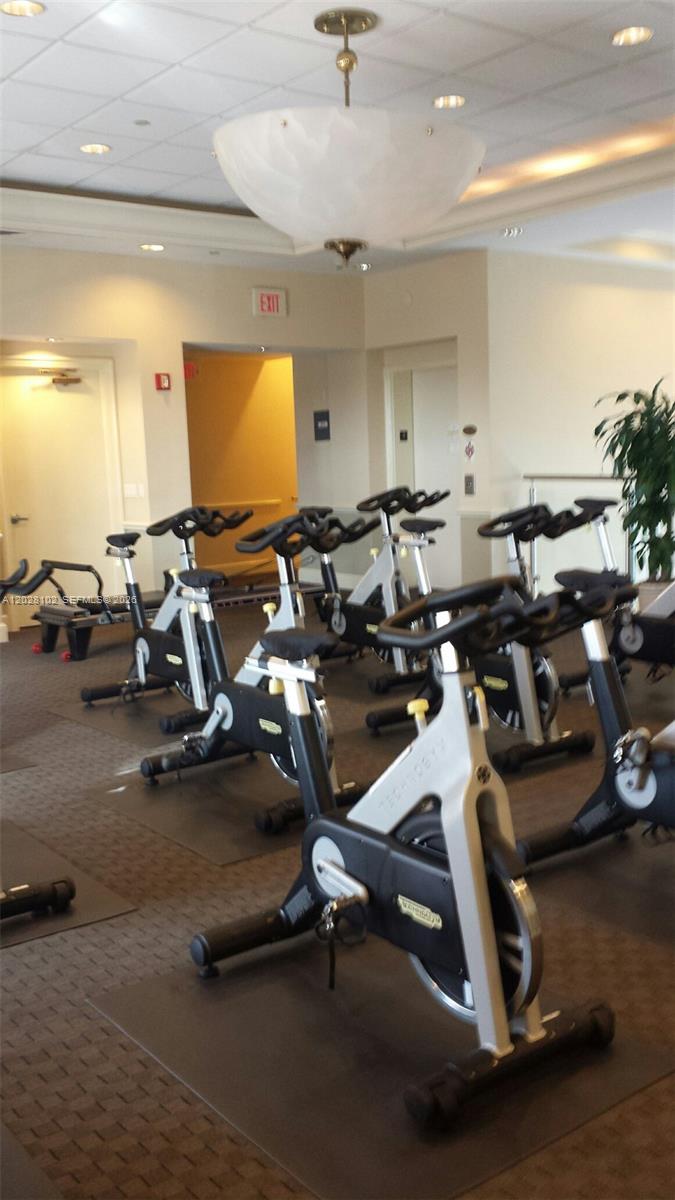 4779 Collins Ave #3504, Miami Beach FL 33140