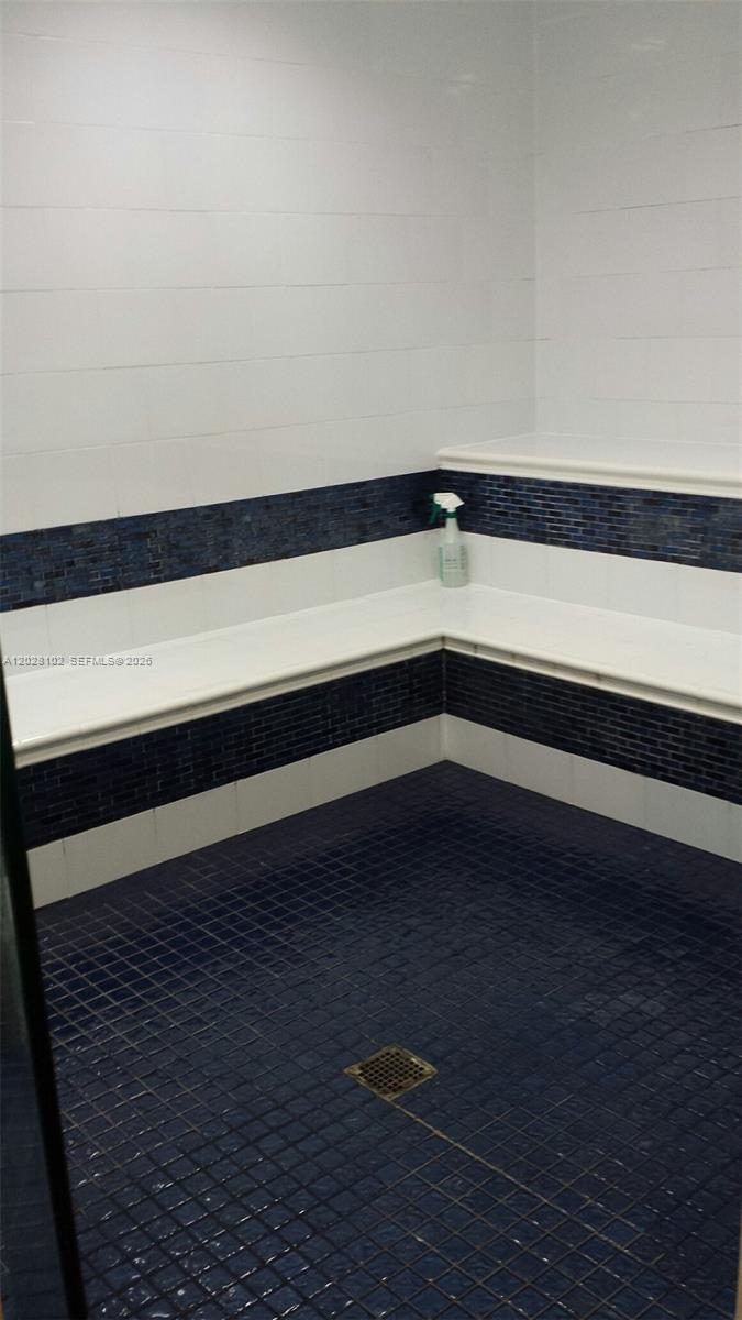 4779 Collins Ave #3504, Miami Beach FL 33140