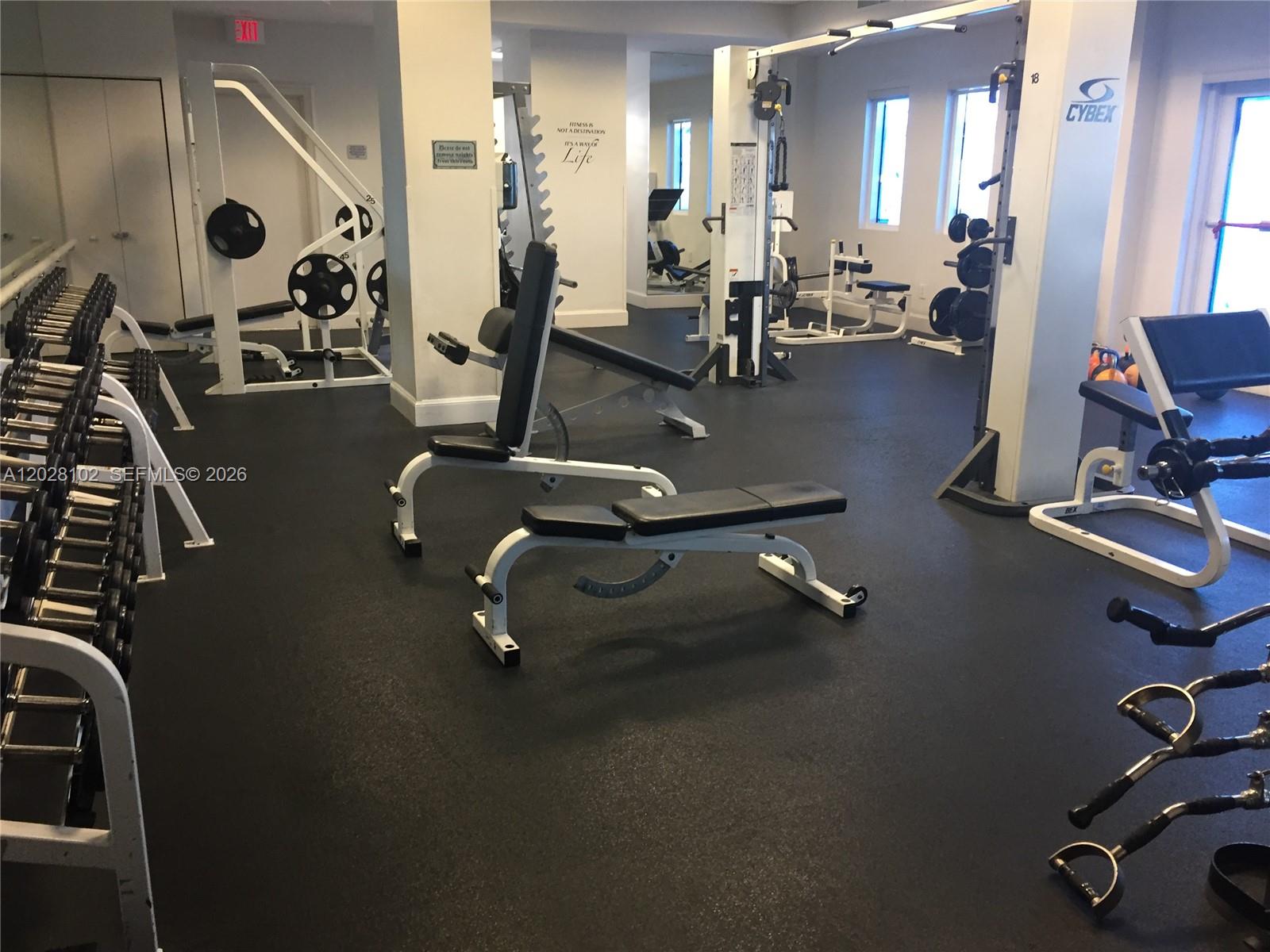 4779 Collins Ave #3504, Miami Beach FL 33140